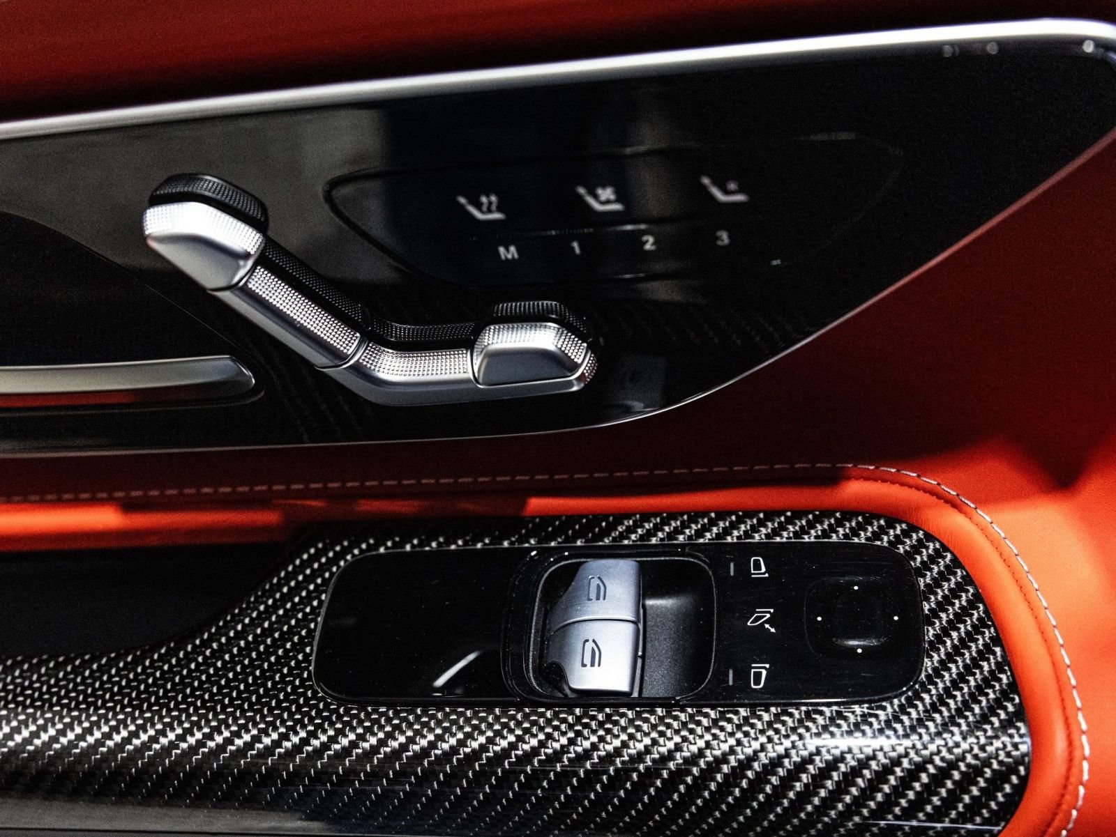 Used 2025 Mercedes-Benz AMG GT 63 image 30