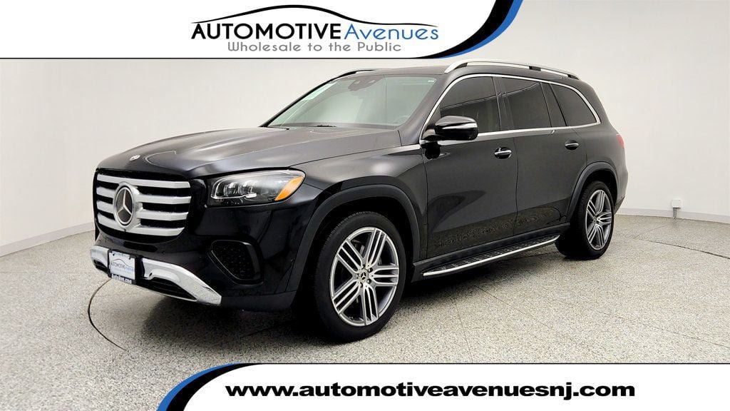 Used 2024 Mercedes-Benz GLS 450 4MATIC image 1