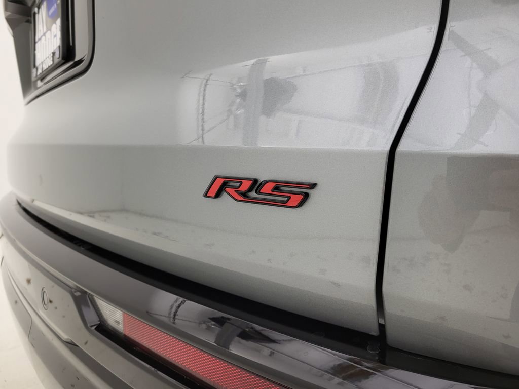 New 2026 Chevrolet Traverse RS w/ LPO, Floor Liner Package image 32