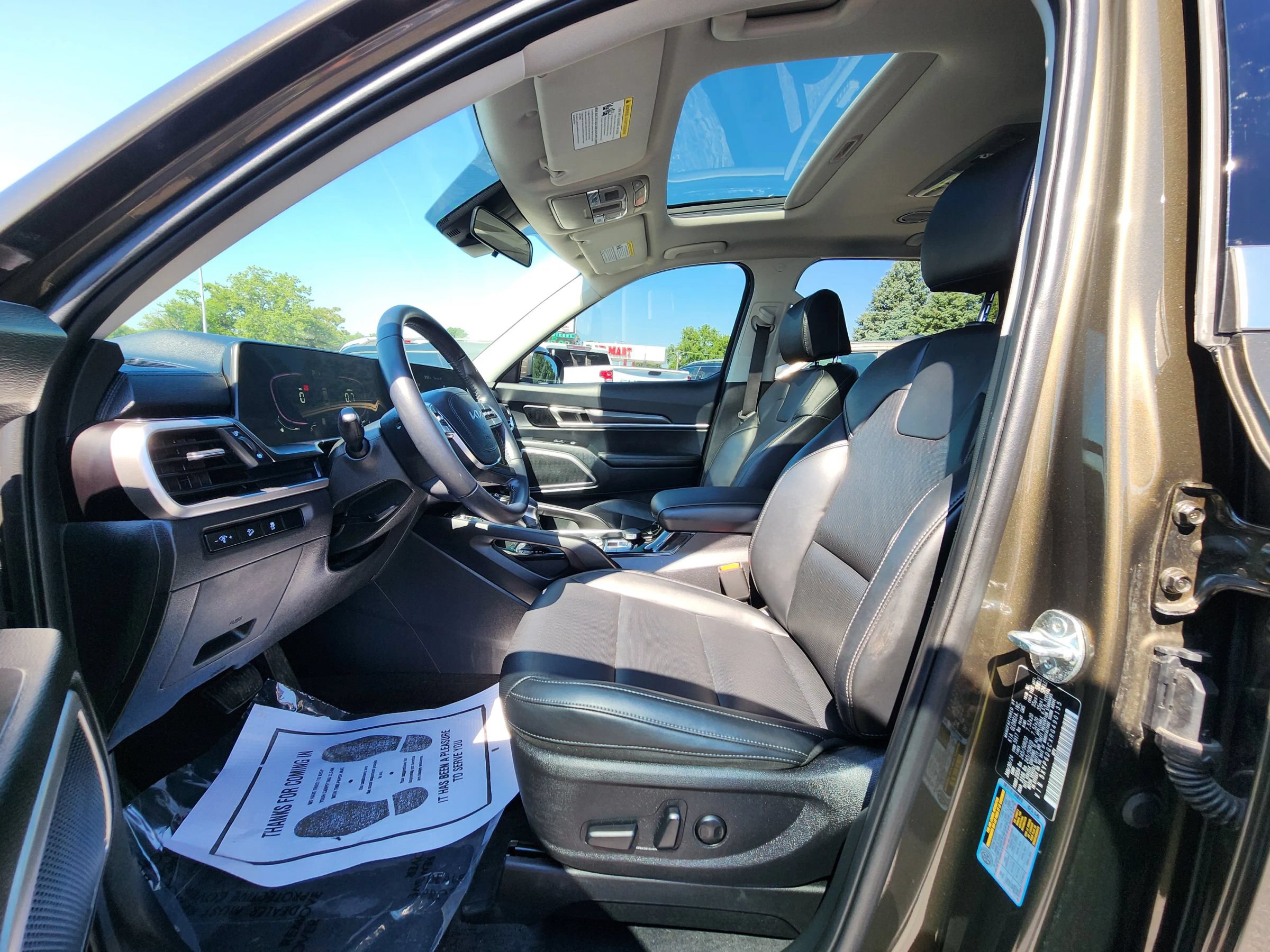 Used 2024 Kia Telluride S w/ S Sunroof Package AWD/4WD image 16
