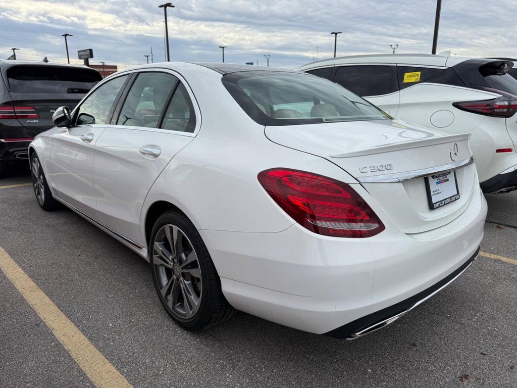Used 2016 Mercedes-Benz C 300 Sedan image 4