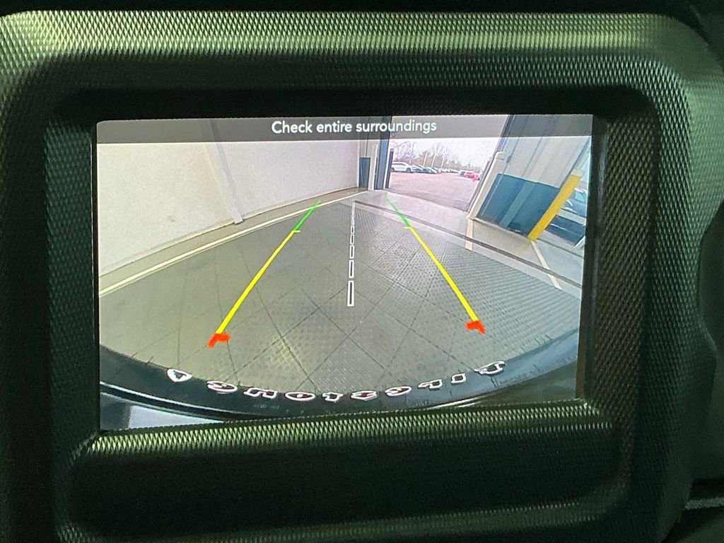 Used 2022 Jeep Wrangler Unlimited Sport image 5