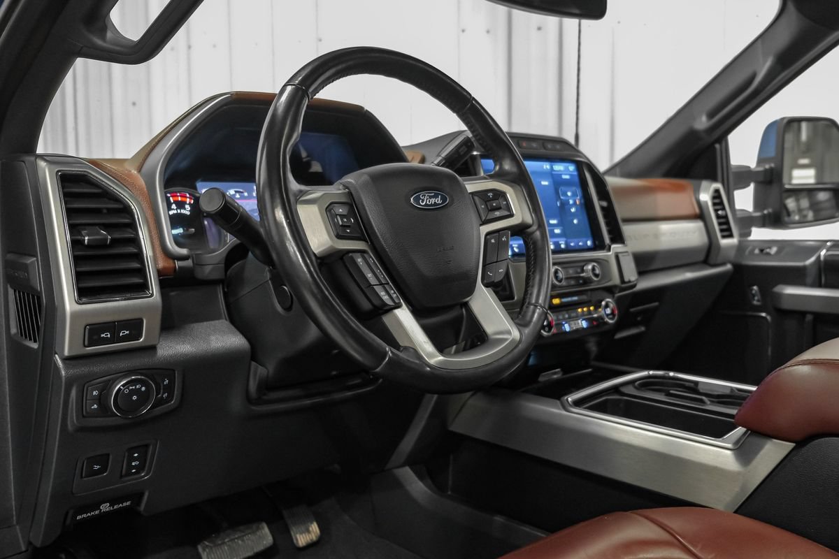 Used 2022 Ford F350 Platinum w/ FX4 Off-Road Package AWD/4WD image 15