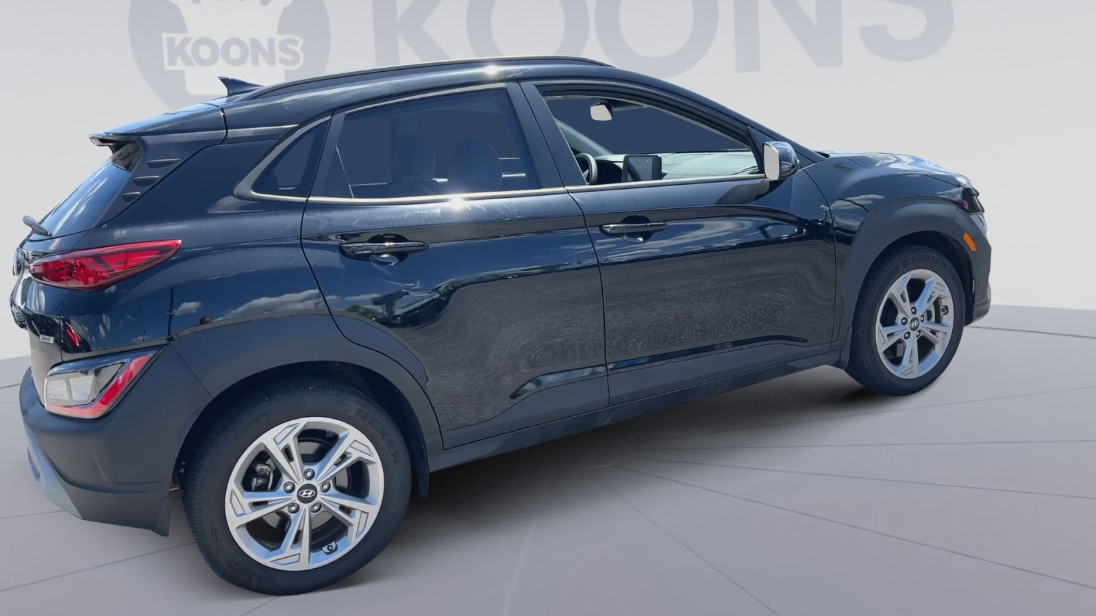 Used 2023 Hyundai Kona SEL w/ Winter Weather Package AWD/4WD image 12