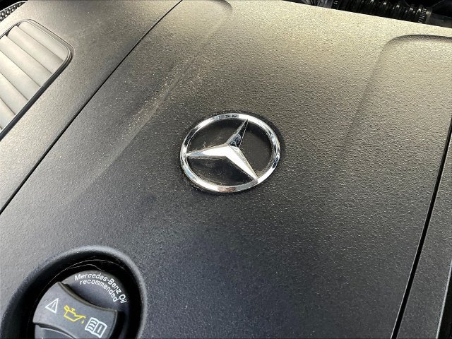 Used 2026 Mercedes-Benz GLC 300 4MATIC image 33