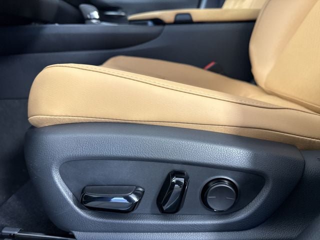 New 2026 Lexus UX 300h AWD w/ Accessory Package (Z1) image 22