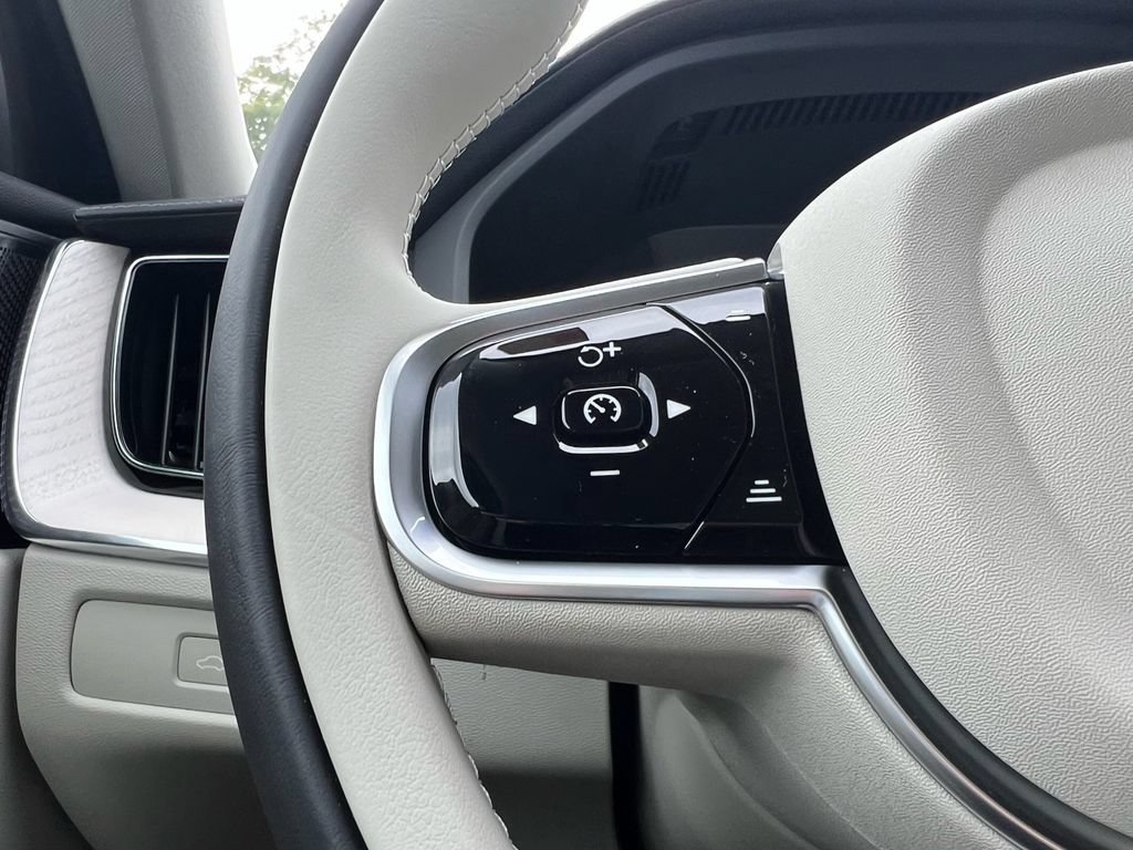 New 2027 Volvo XC60 B5 Ultra AWD/4WD image 12