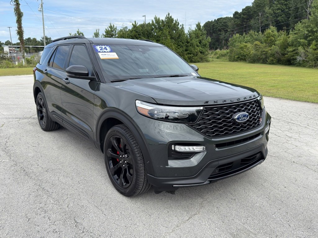 Certified 2024 Ford Explorer ST w/ Equipment Group 401A image 2