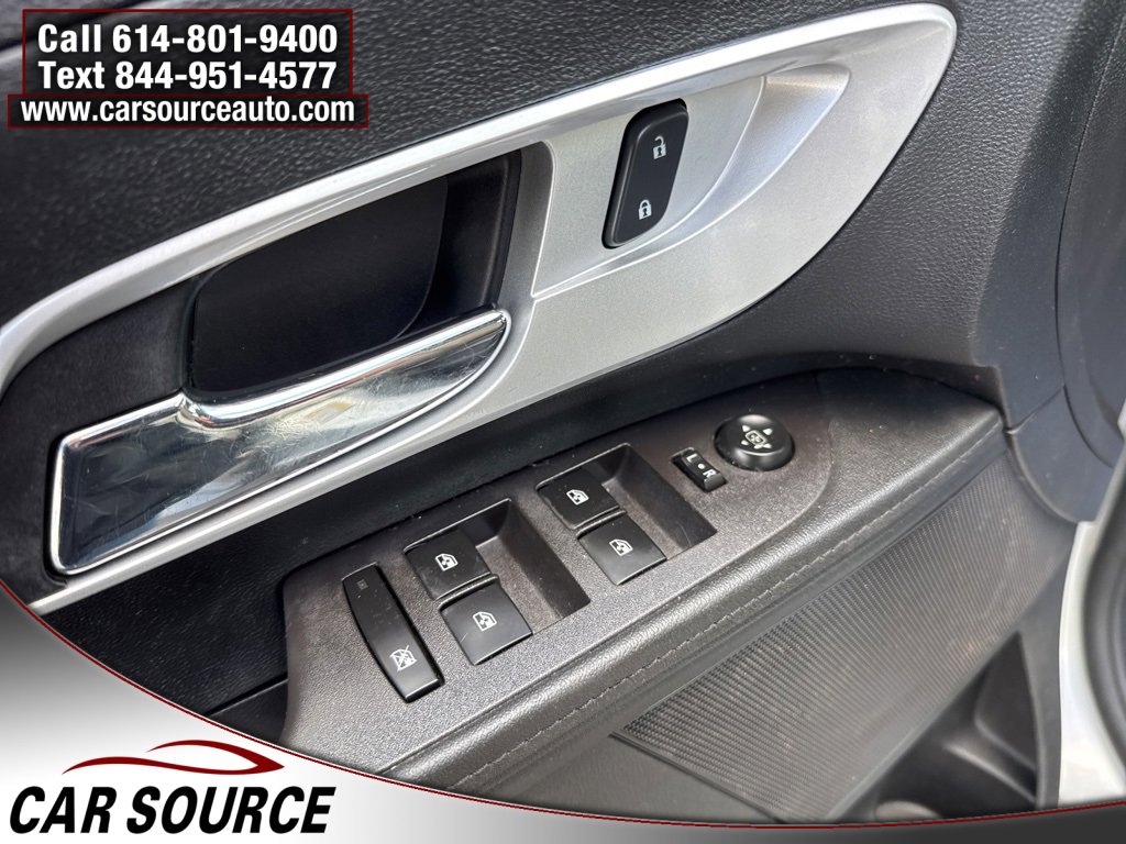 Used 2016 Chevrolet Equinox LT image 16