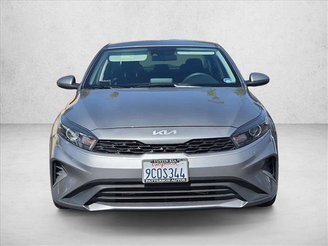 Used 2022 Kia Forte LXS FWD image 2