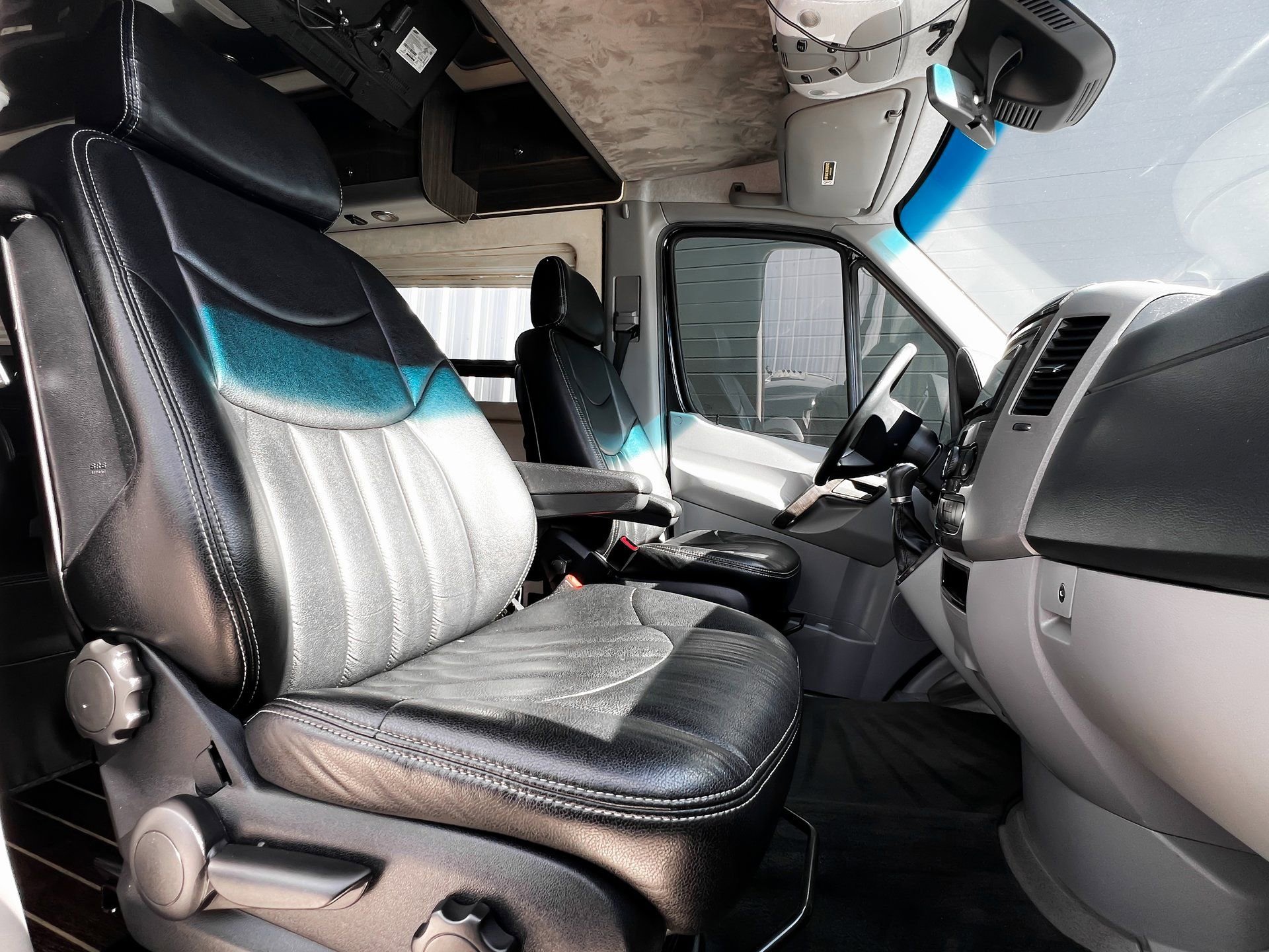 Used 2015 Mercedes-Benz Sprinter 3500 image 20