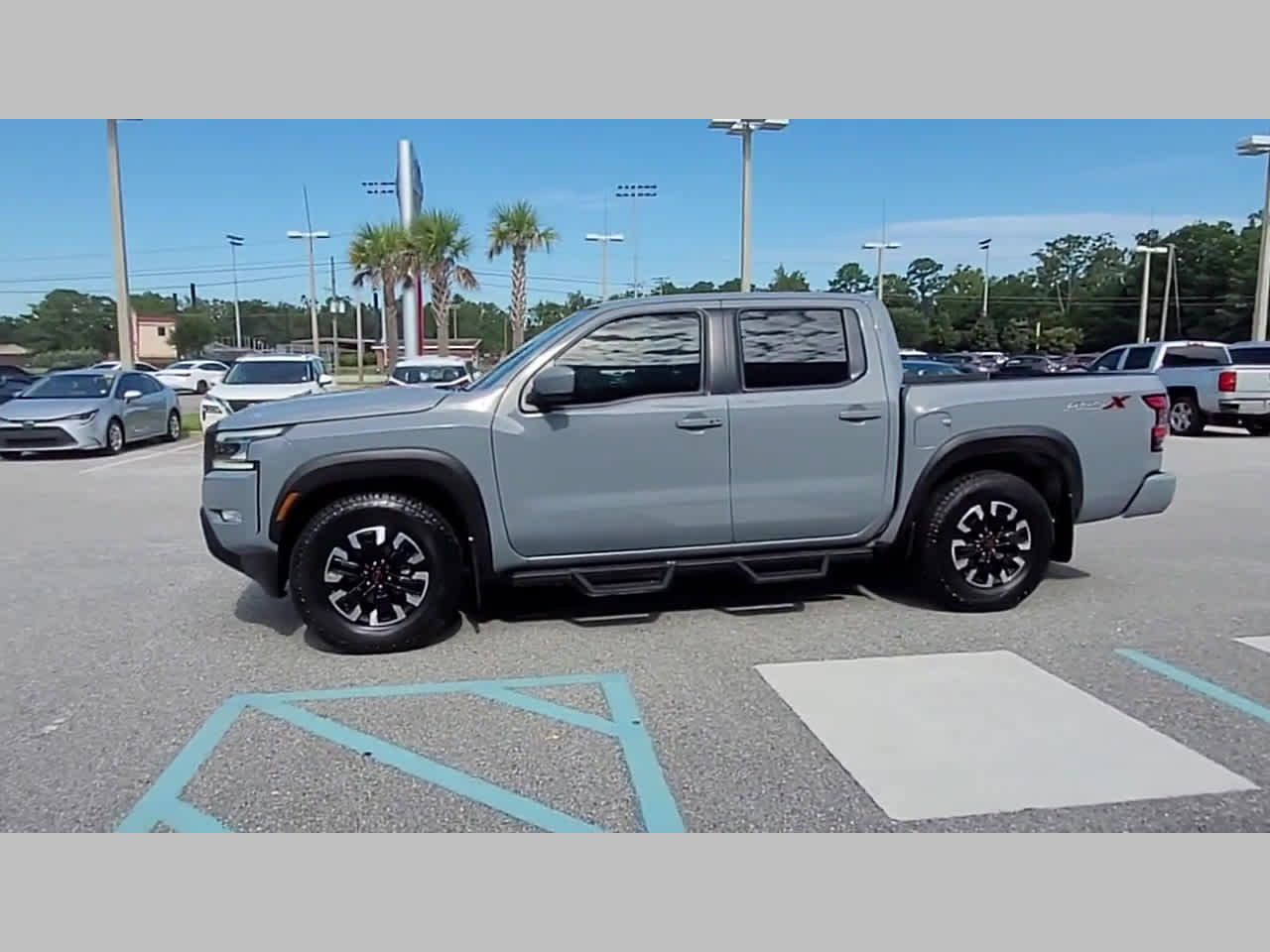 Used 2023 Nissan Frontier Pro-X w/ Pro Convenience Package image 26