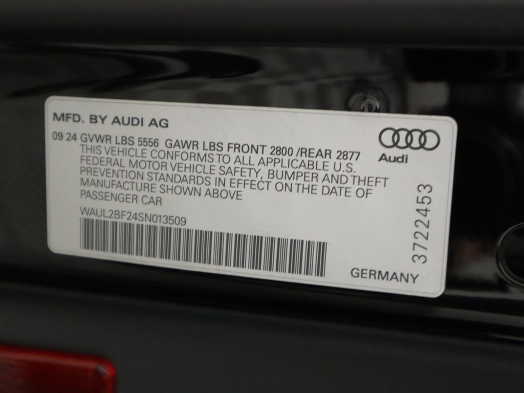 Used 2025 Audi A6 Premium Plus w/ Premium Plus Package image 34