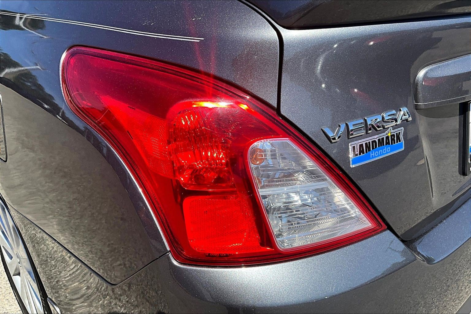 Used 2019 Nissan Versa SV FWD image 30