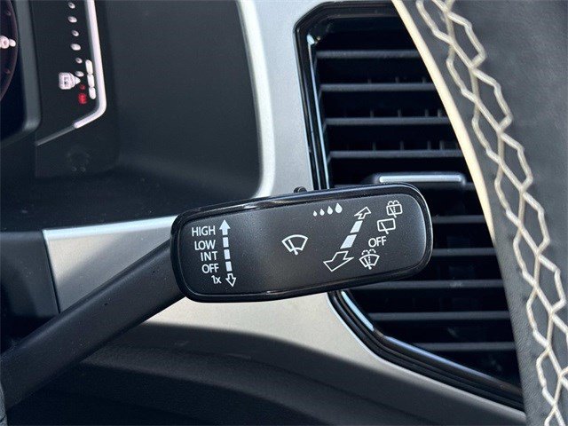 Used 2023 Volkswagen Atlas SE image 25