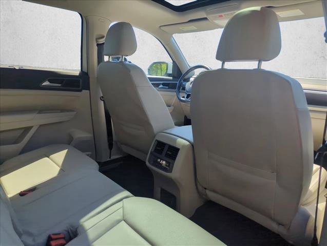 Used 2019 Volkswagen Atlas SE w/ Panoramic Sunroof Package FWD image 26