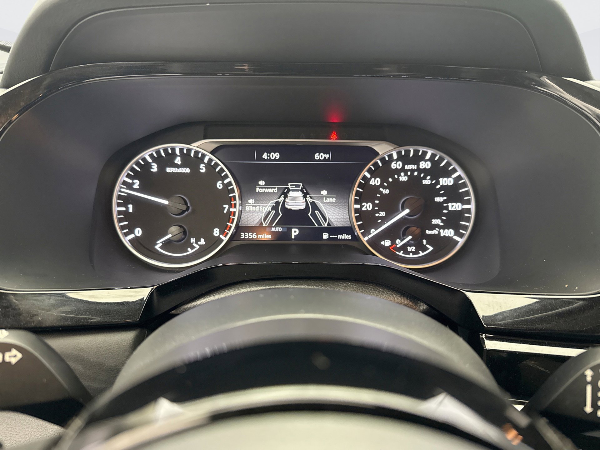 Used 2025 Nissan Pathfinder SL image 13