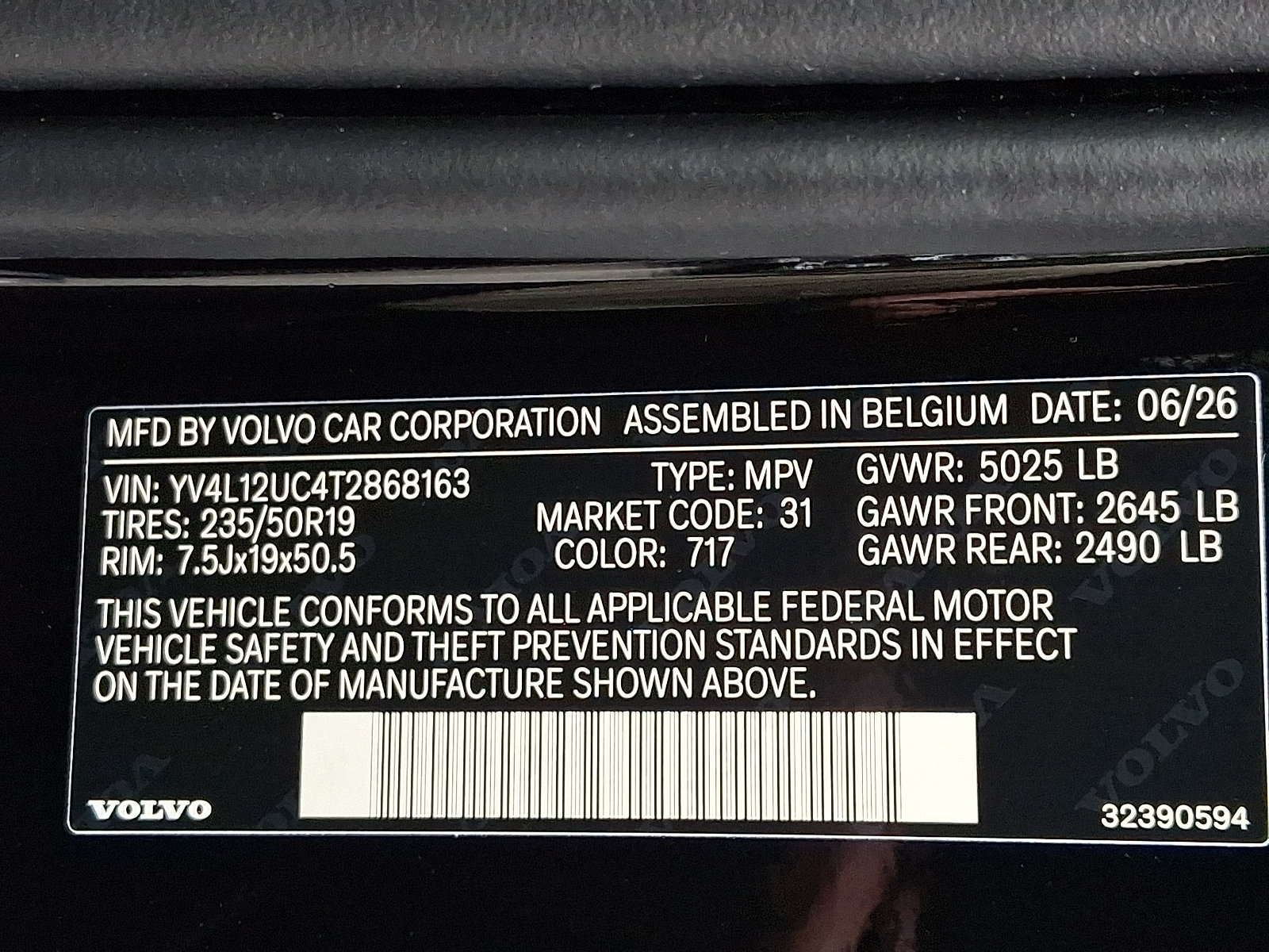 New 2026 Volvo XC40 B5 Plus w/ Protection Package Premier AWD/4WD image 14
