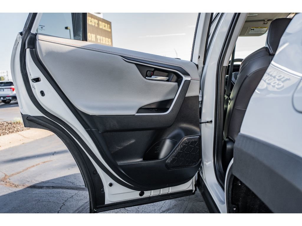 Used 2023 Toyota RAV4 Adventure image 23