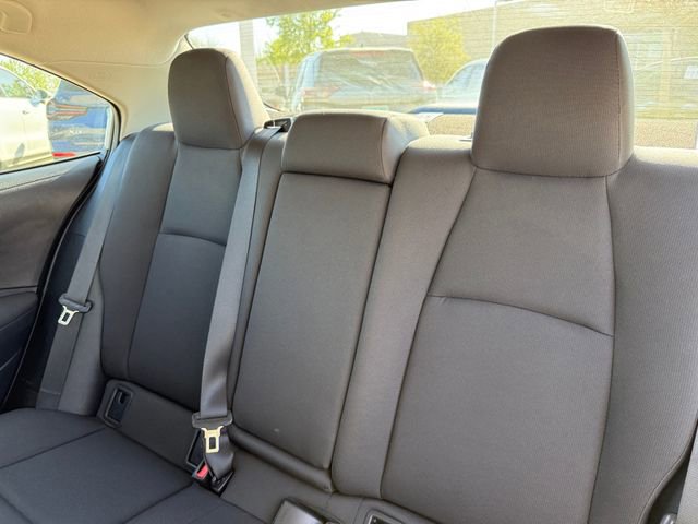 Used 2025 Toyota Corolla LE FWD image 30