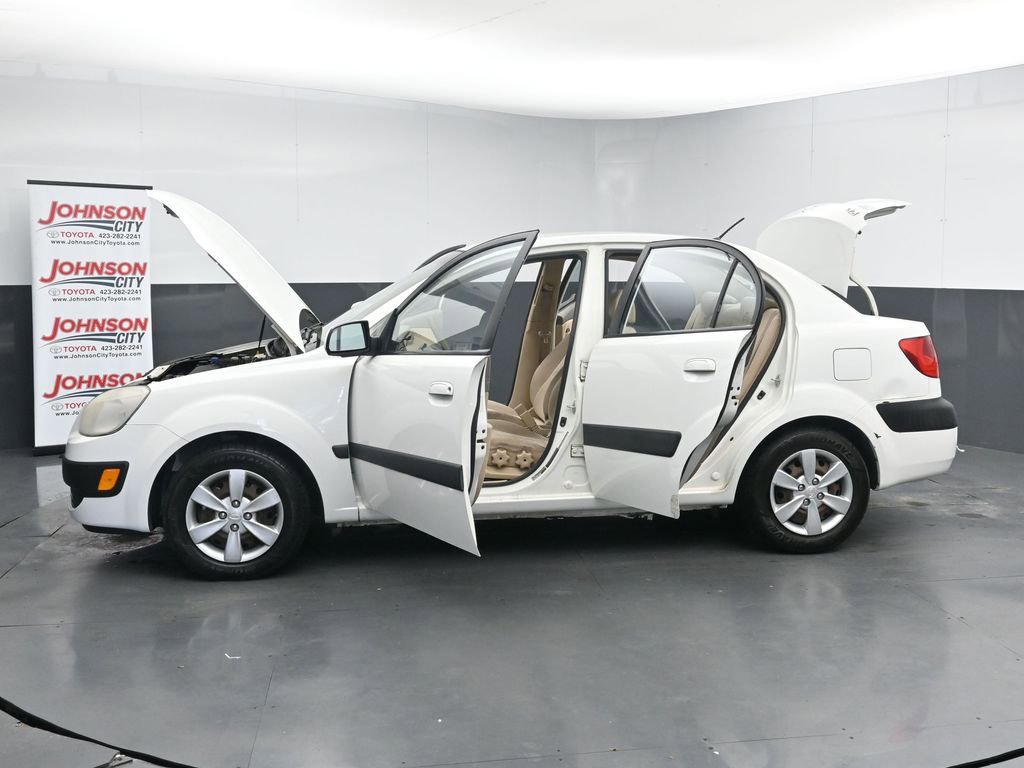 Used 2008 Kia Rio LX image 41
