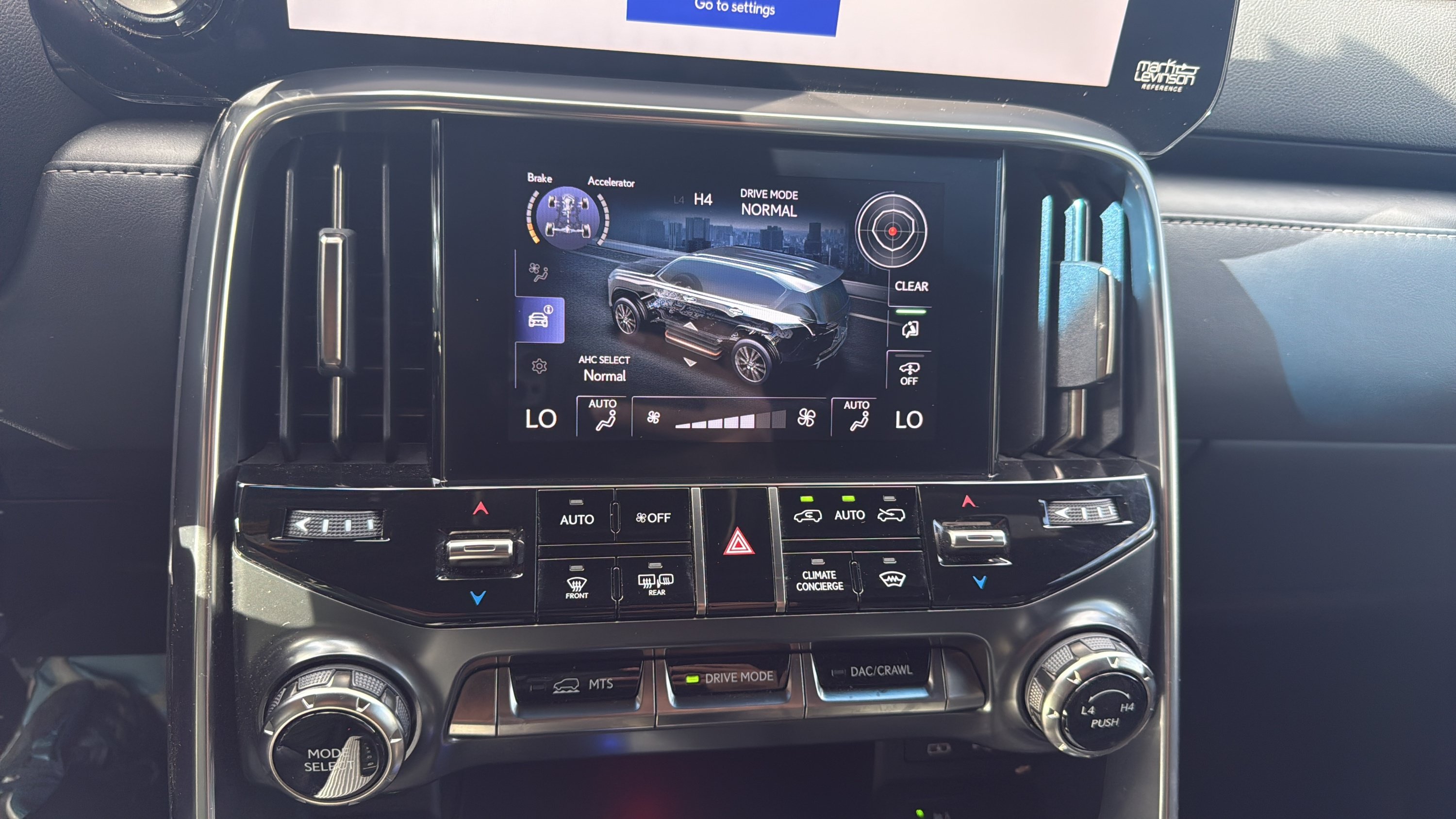 Used 2023 Lexus LX 600 F Sport AWD/4WD image 17