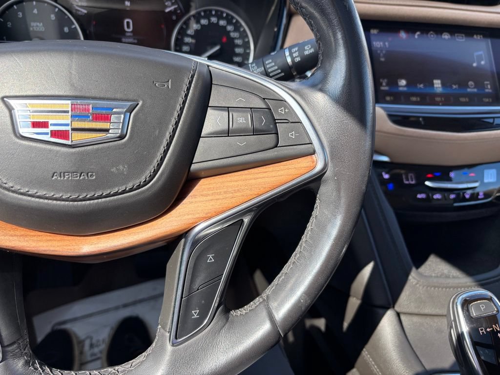 Used 2018 Cadillac XT5 Platinum AWD/4WD image 26