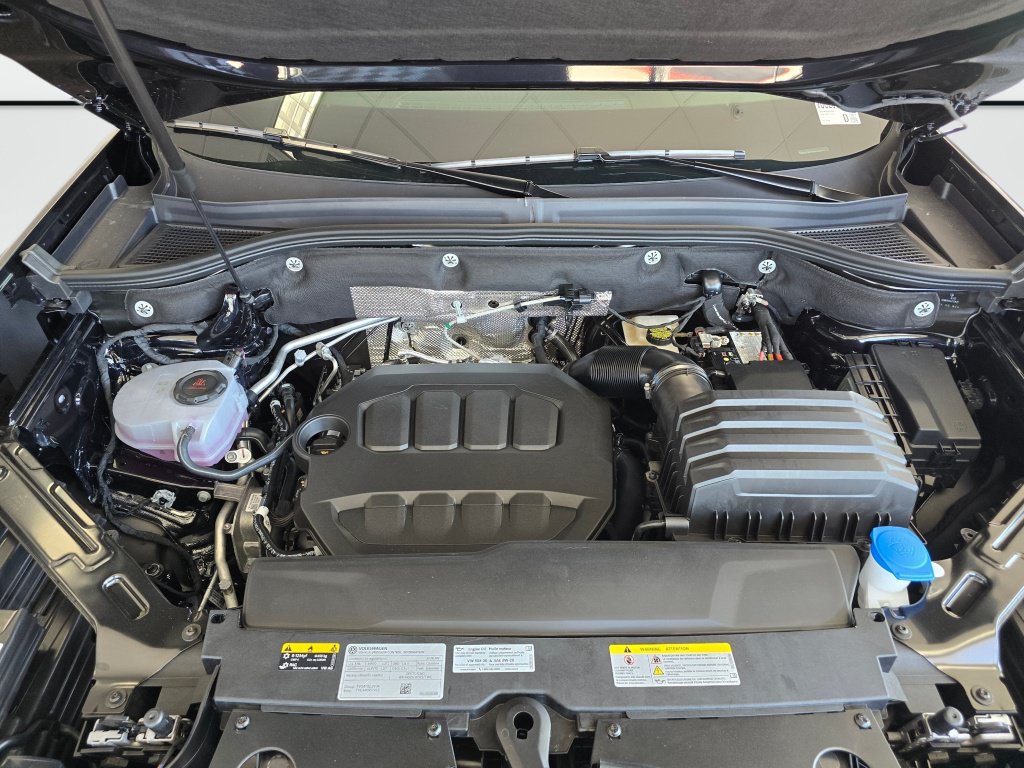 New 2026 Volkswagen Atlas Peak Edition AWD/4WD image 12