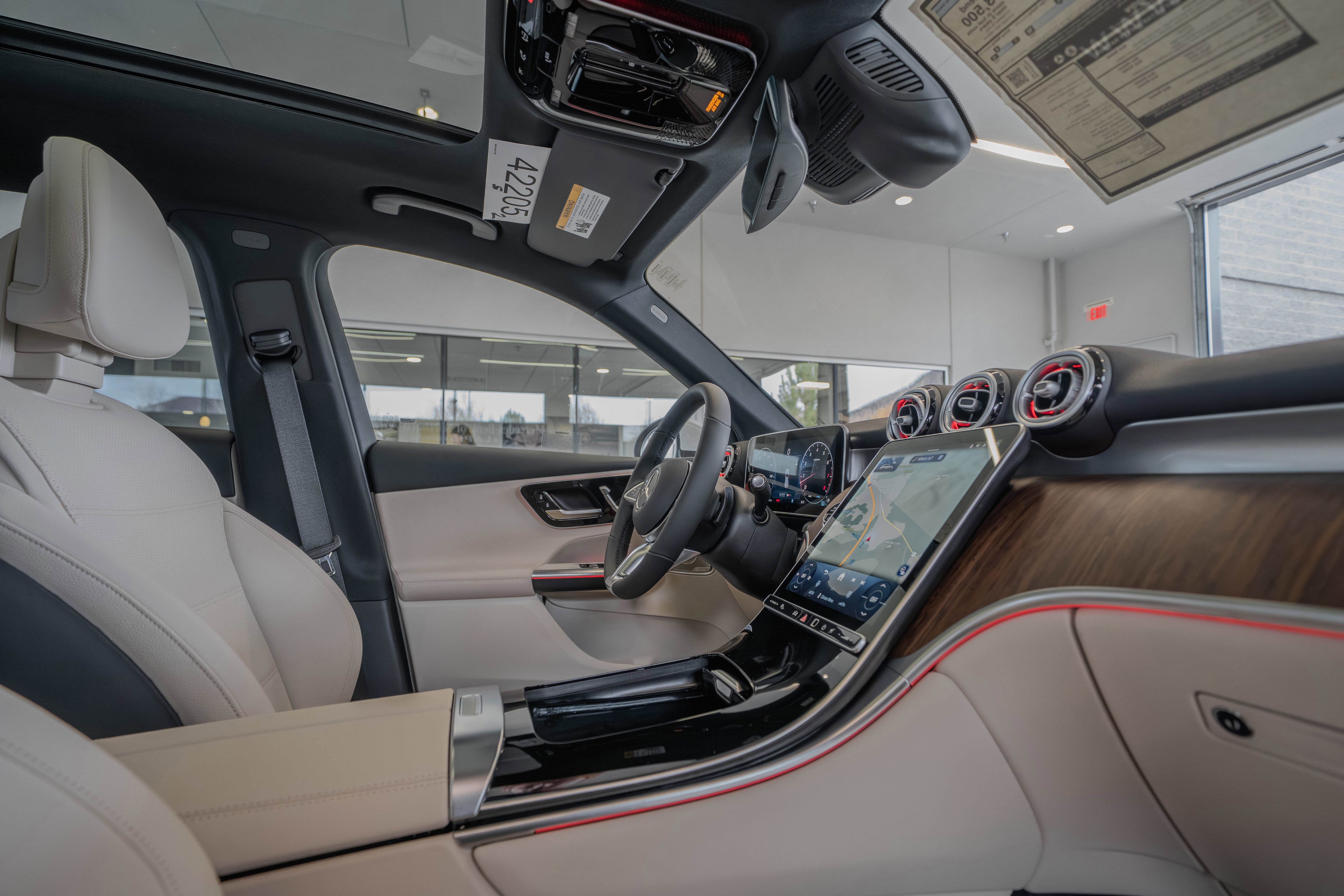 New 2026 Mercedes-Benz GLC 300 4MATIC image 17