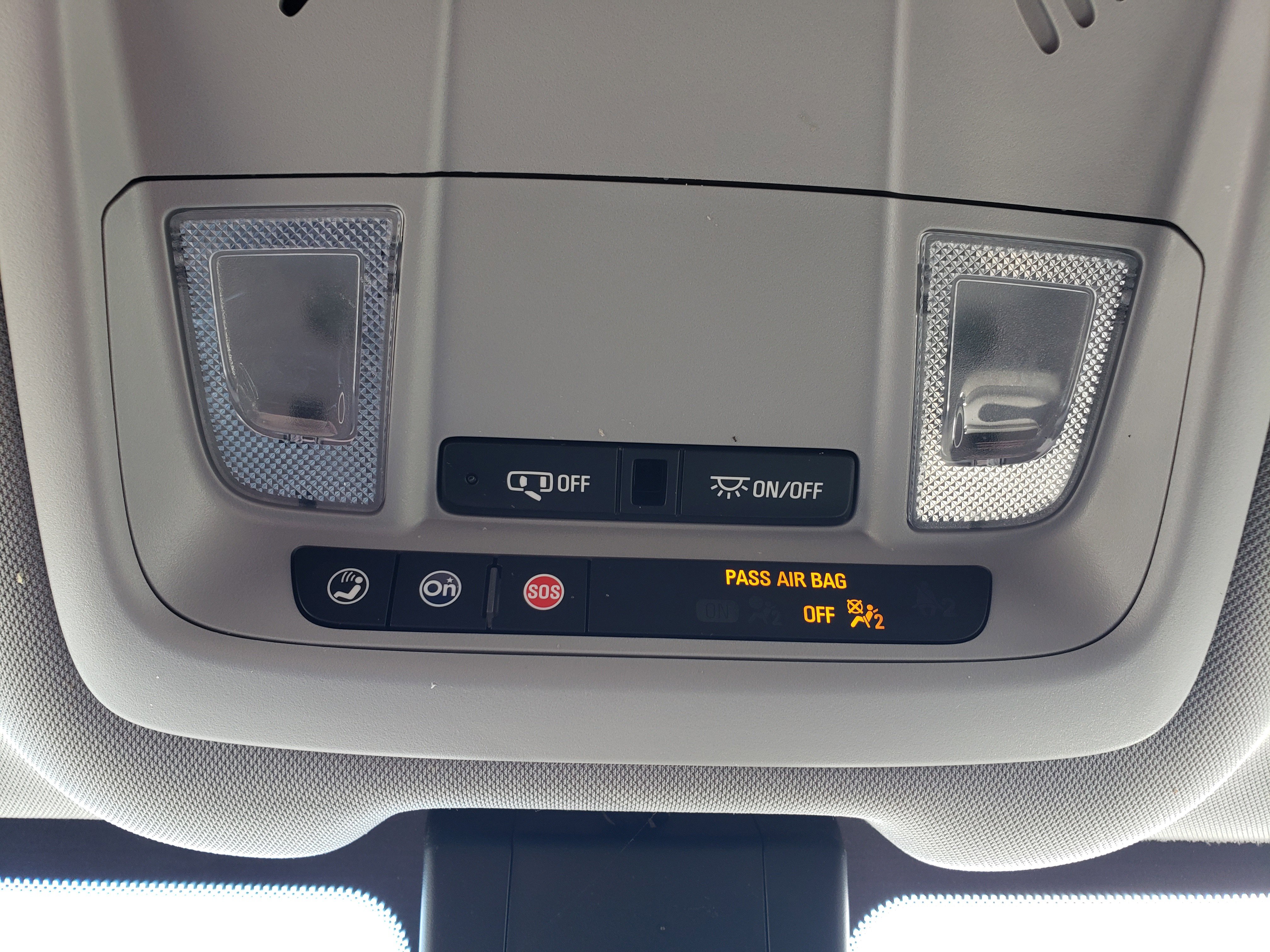 Used 2022 Chevrolet Equinox LT w/ Driver Convenience Package image 28