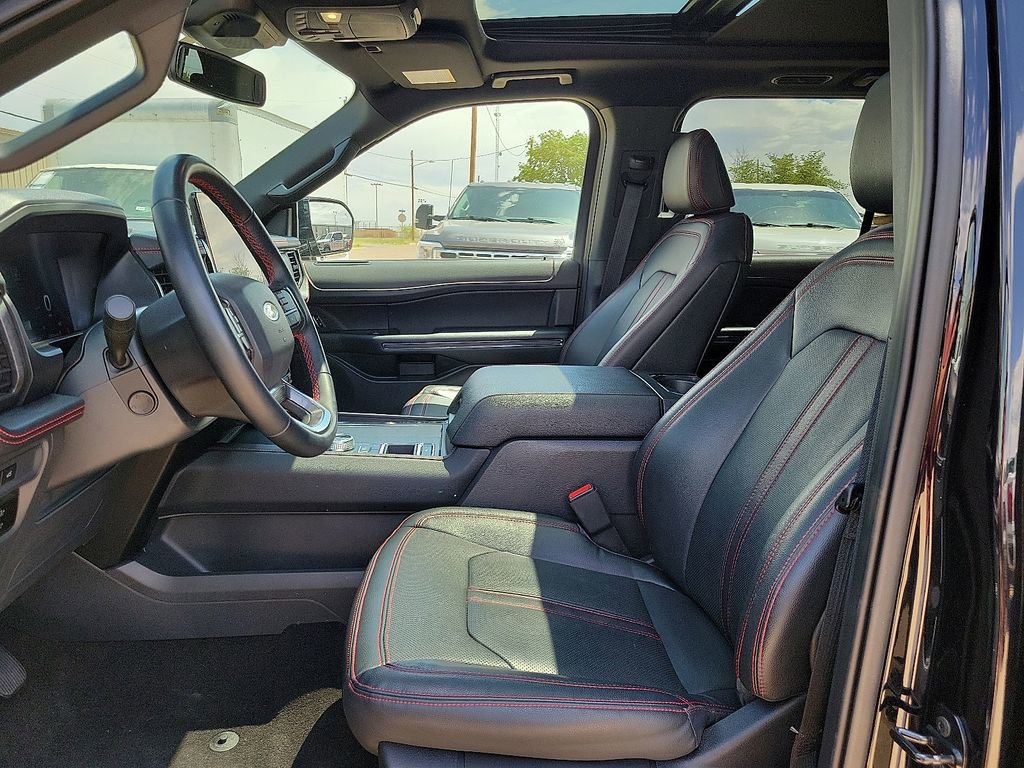 Used 2023 Ford Expedition Limited RWD image 19