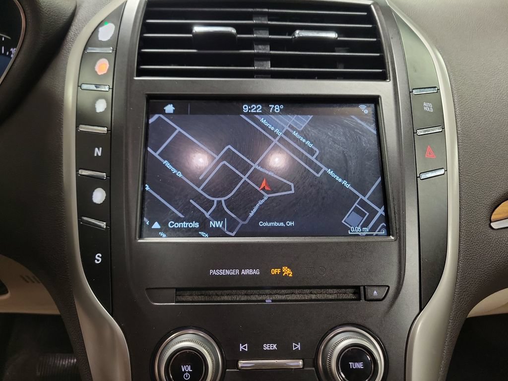 Used 2017 Lincoln MKC Select w/ Select Plus Package AWD/4WD image 17