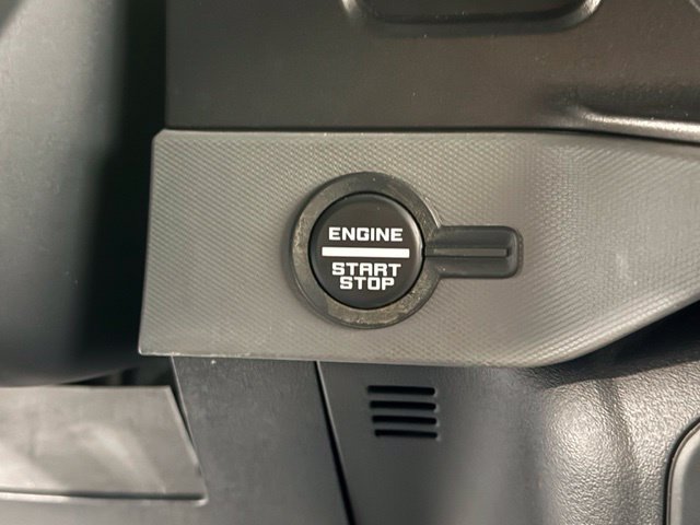 Used 2022 Ford Bronco 4-Door AWD/4WD image 12