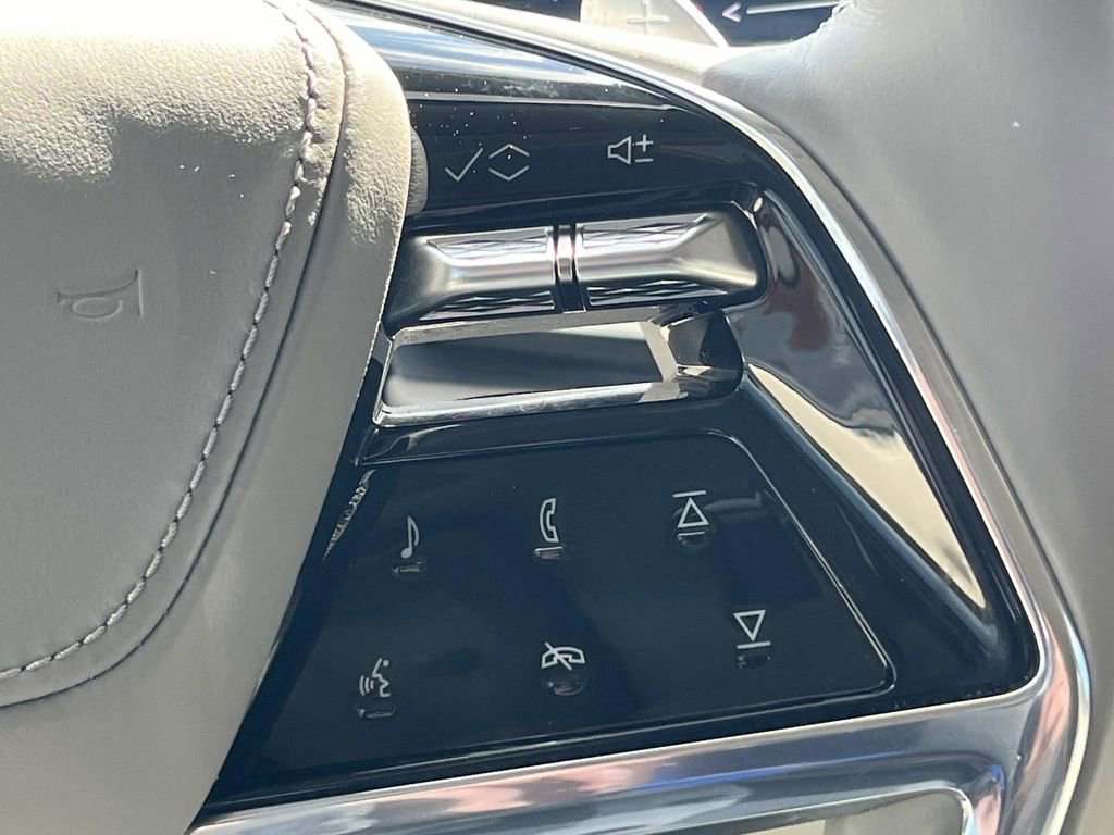 Certified 2025 Cadillac Escalade Sport Platinum image 33
