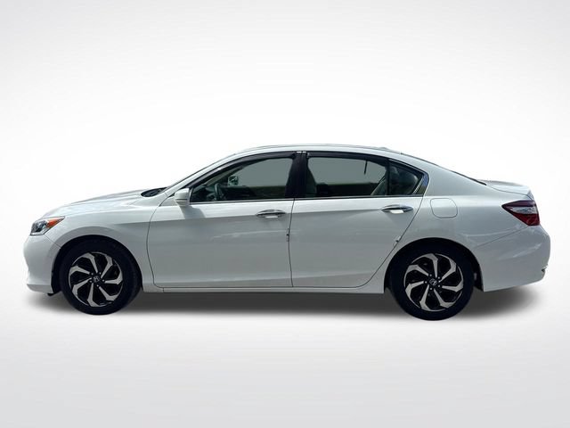 Used 2016 Honda Accord EX image 2