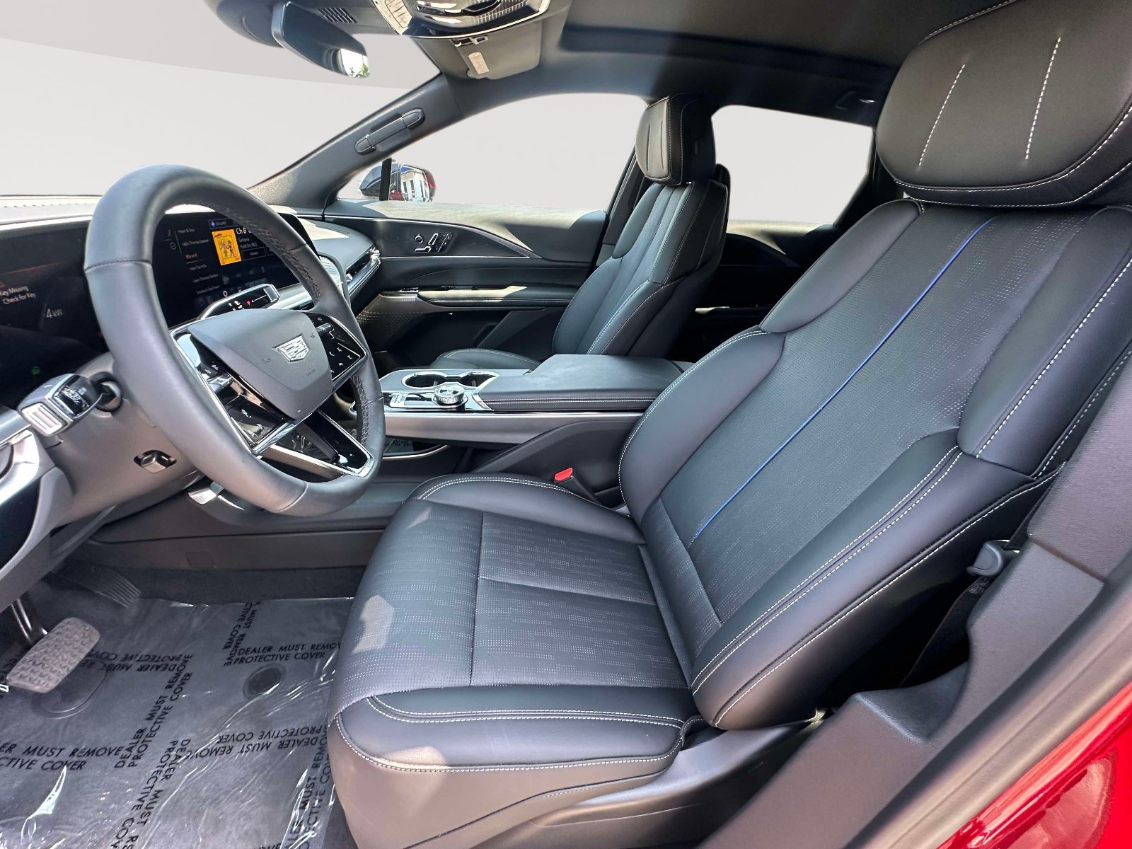 Certified 2025 Cadillac Lyriq Luxury RWD image 24