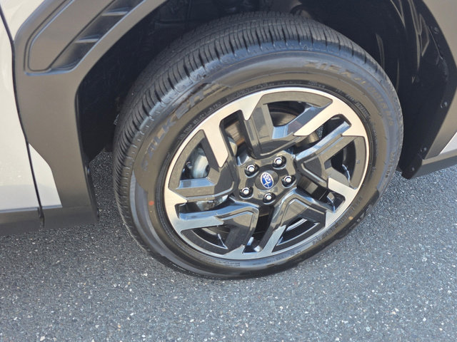 Certified 2025 Subaru Forester Premium image 18