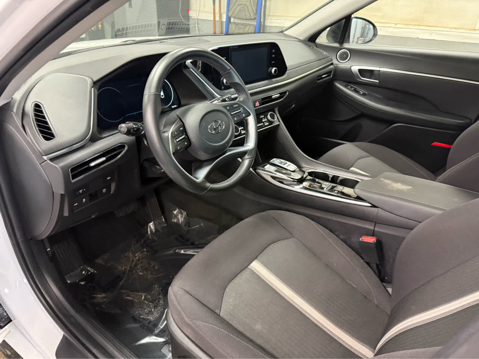 Used 2022 Hyundai Sonata SEL w/ Convenience Package FWD image 10