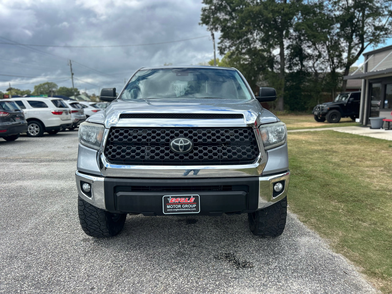 Used 2021 Toyota Tundra SR5 w/ SR5 Leather Package image 3