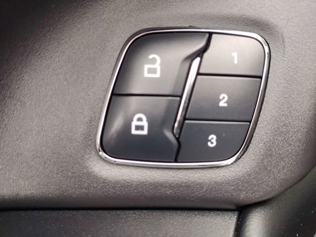 Used 2018 Ford Expedition Platinum image 33