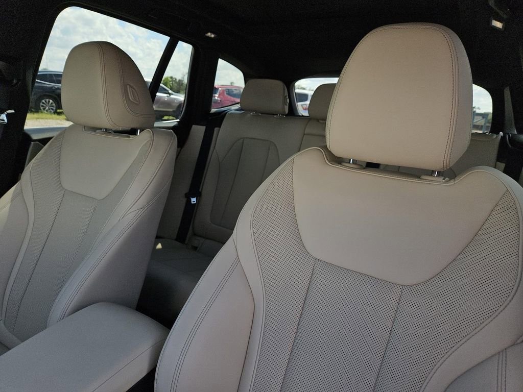 Used 2023 BMW X3 sDrive30i w/ Premium Package image 24