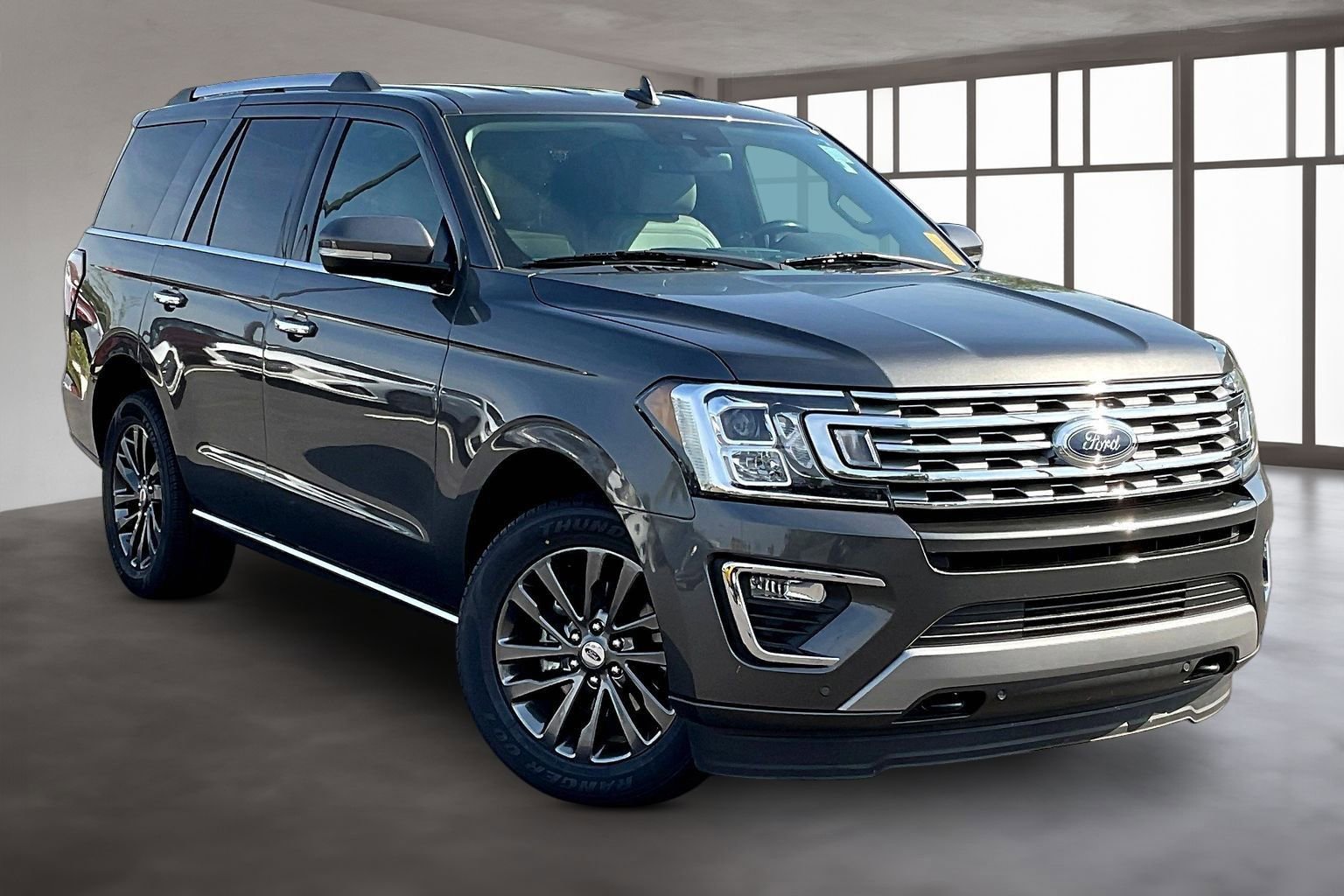 Used 2020 Ford Expedition Limited image 1