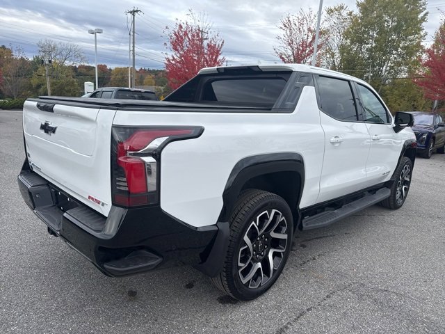 New 2024 Chevrolet Silverado EV RST image 6