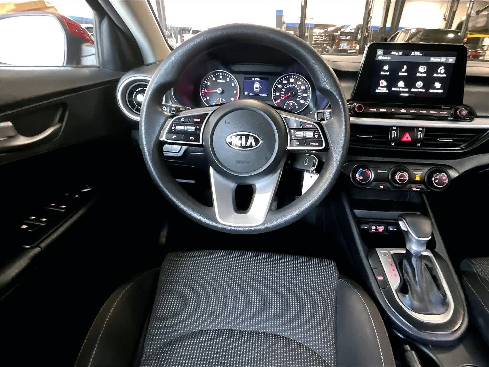 Used 2021 Kia Forte LXS FWD image 17