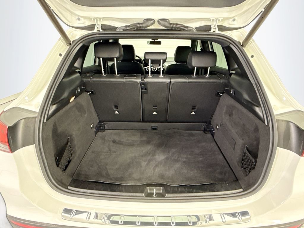 Used 2021 Mercedes-Benz GLA 250 4MATIC image 26