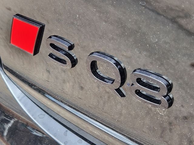 New 2026 Audi SQ8 Prestige AWD/4WD image 10