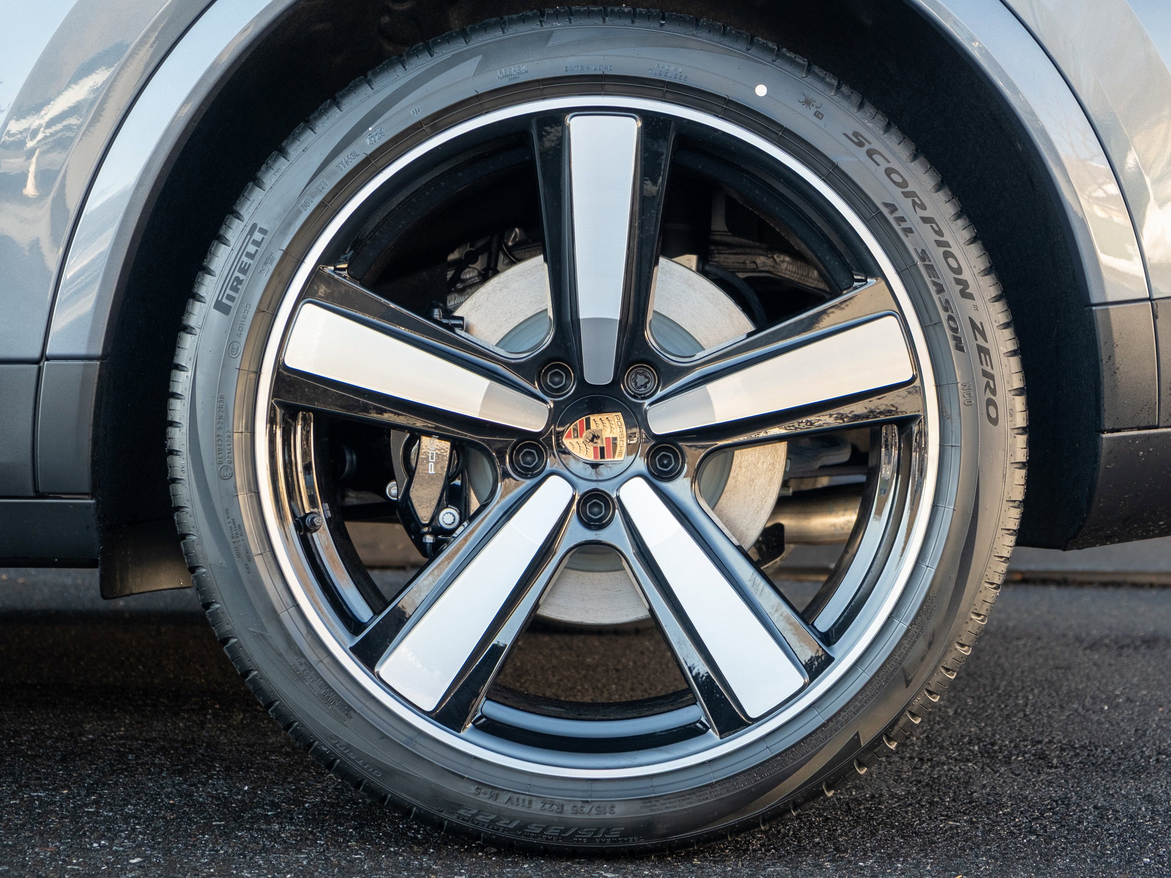New 2026 Porsche Cayenne S AWD/4WD image 13