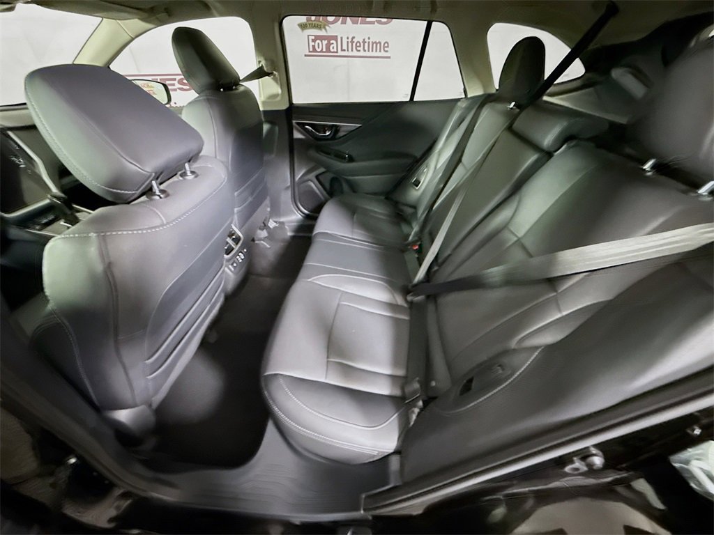Certified 2025 Subaru Outback Limited image 28