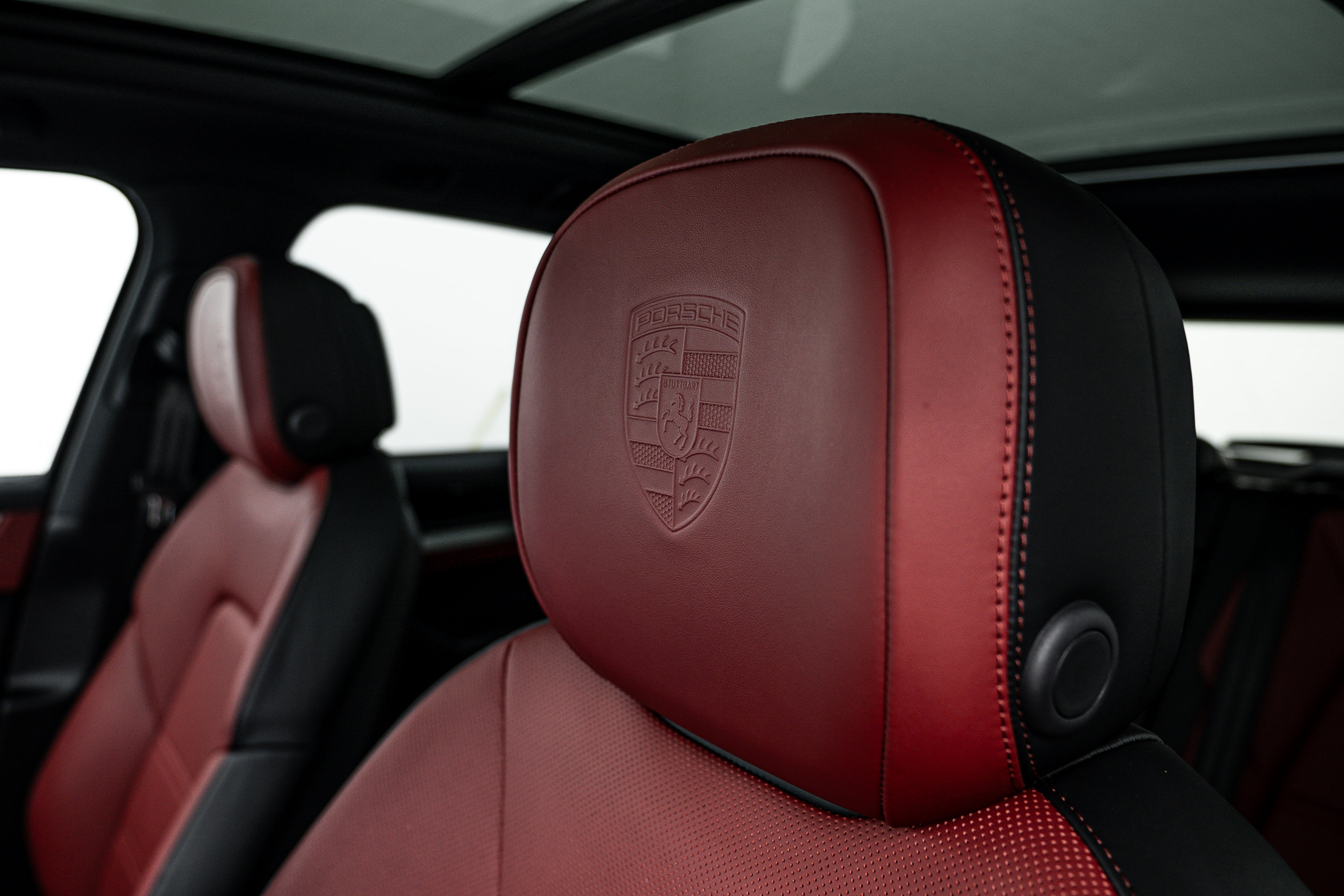 Certified 2026 Porsche Cayenne AWD/4WD image 18