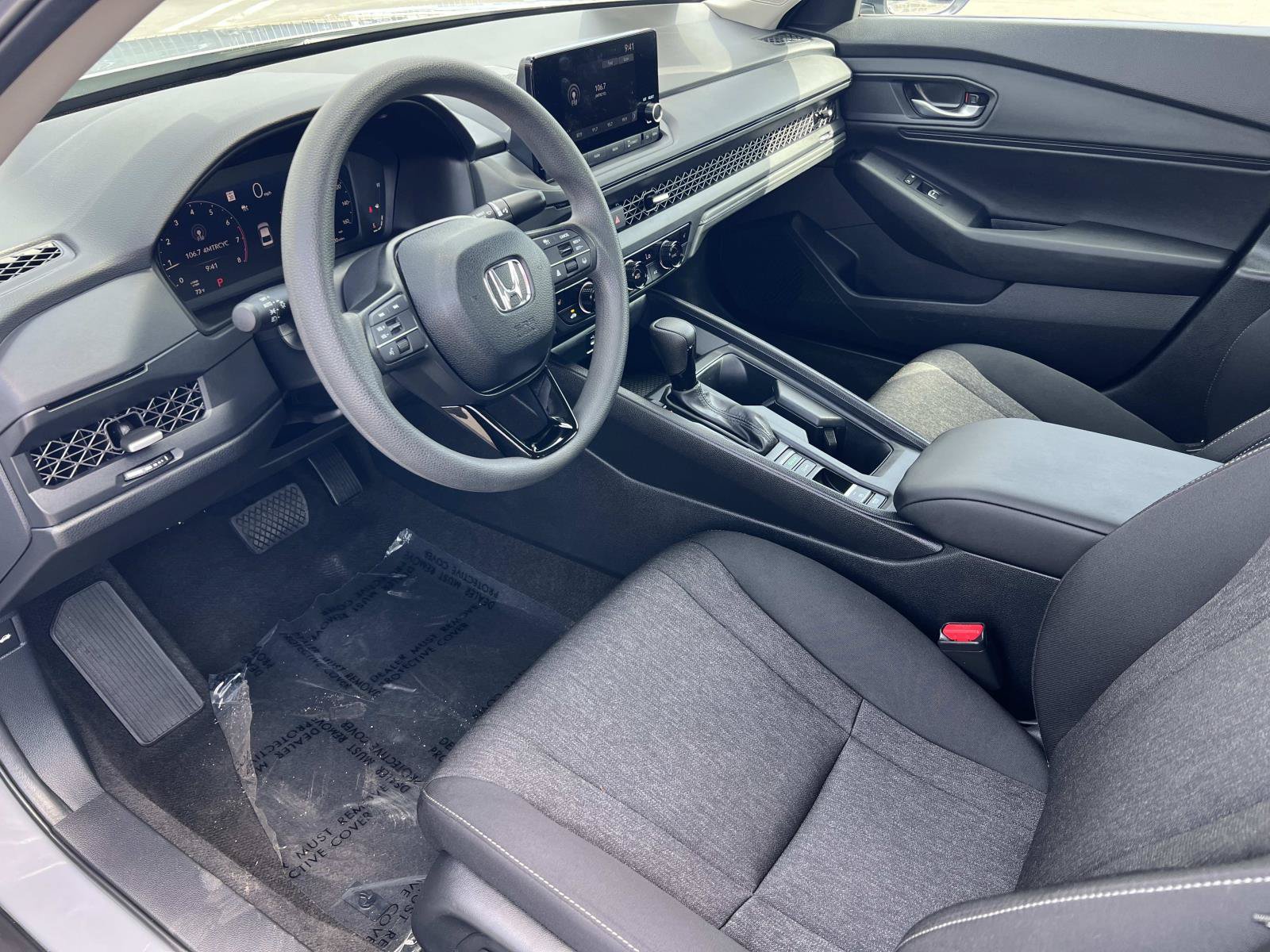 Certified 2025 Honda Accord SE image 5